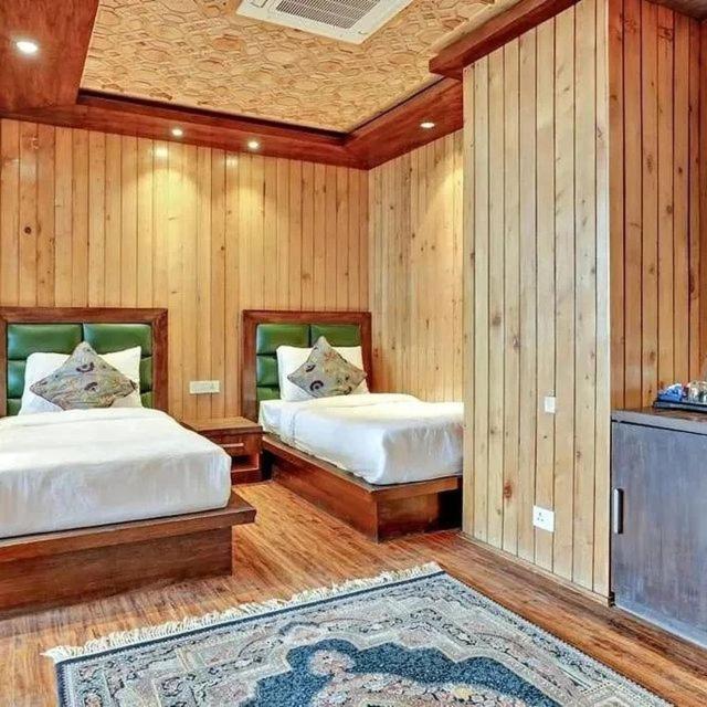 Badar Resorts And Spa Sonamarg Bagian luar foto